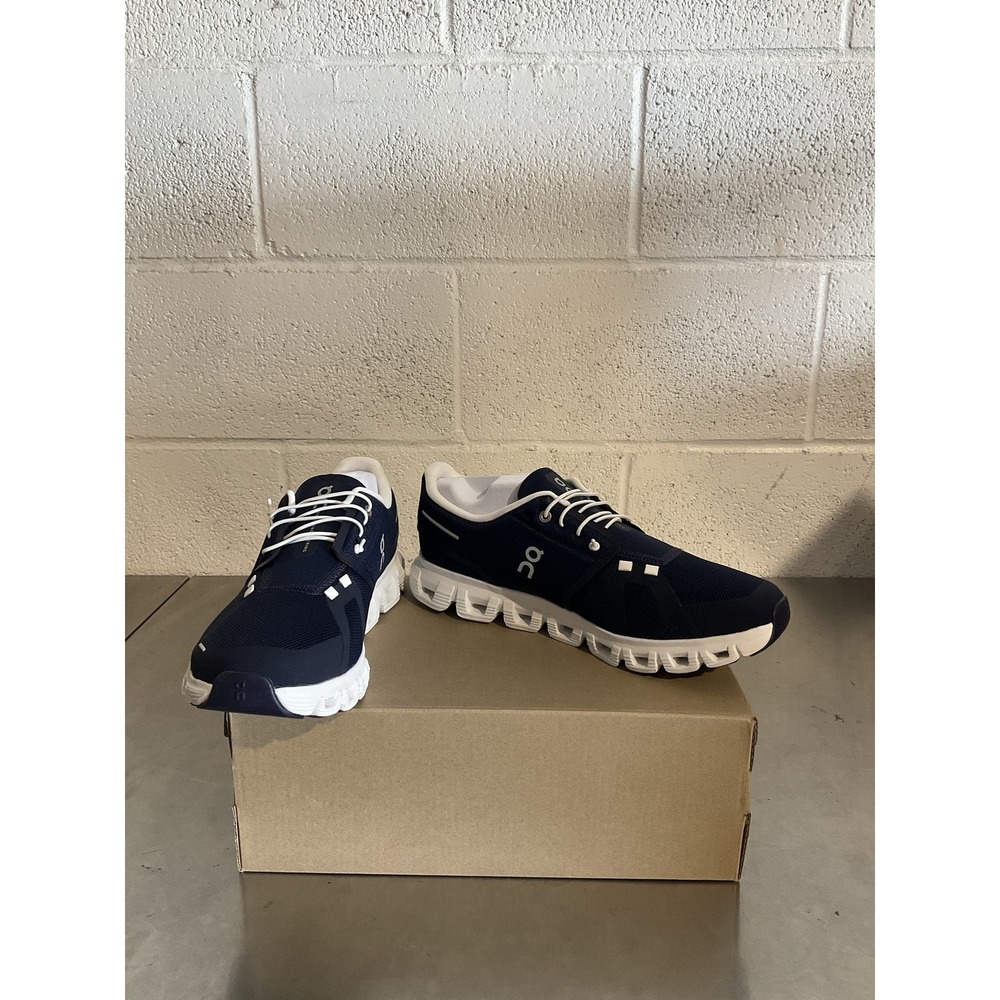 On Cloud 6 Road Running Shoes Mens Size 10 Midnight White Sneaker Low Top